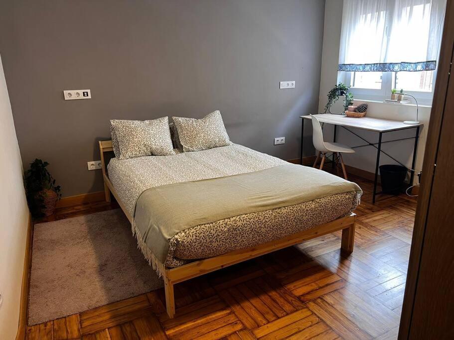 Amplio Piso A 400M De La Playa Apartment Gijon Luaran gambar